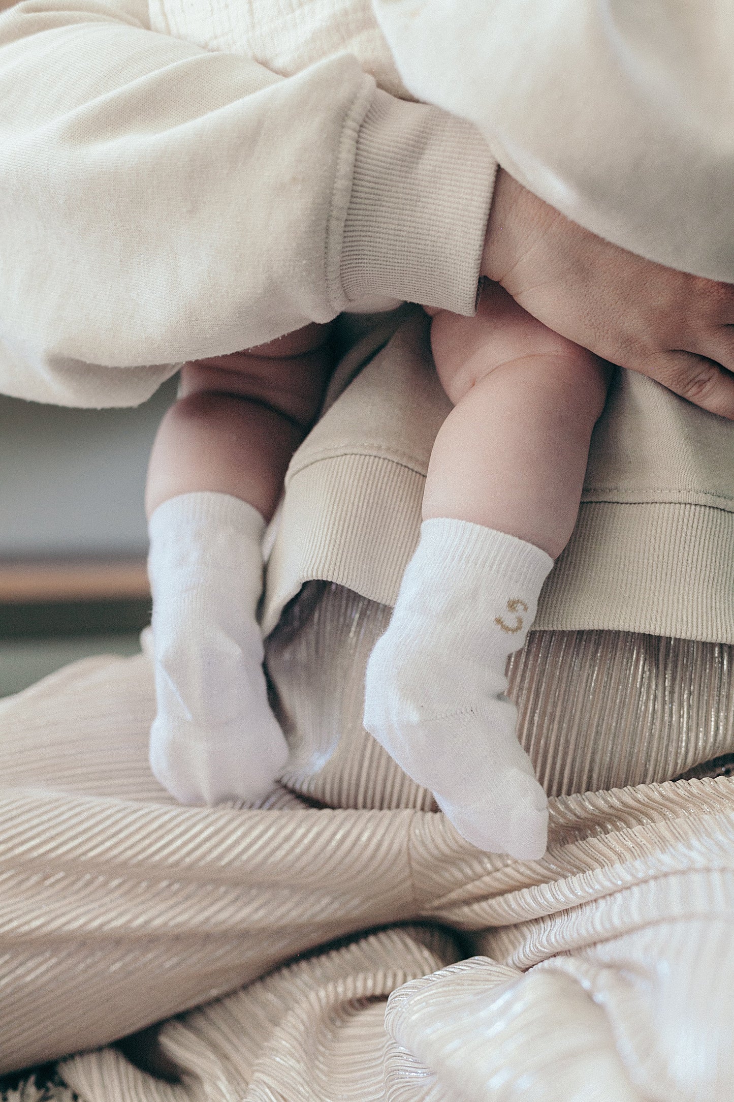 [Slightly Flawed, Fully Functional] STUCKIES® Cotton socks set of 4